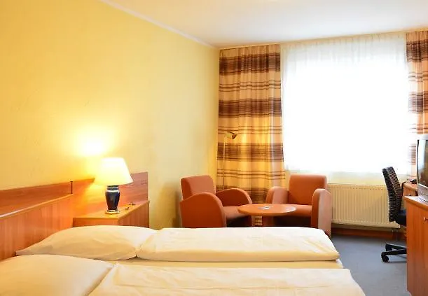 Hotel Brucker Sportpark Köln 2*,  Deutschland