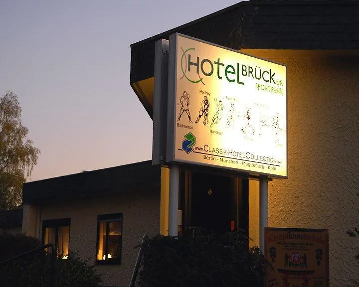 Hotel Brucker Sportpark Köln 2*,  Deutschland