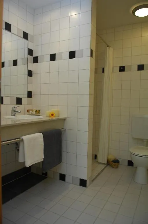 Hotel Brucker Sportpark Köln